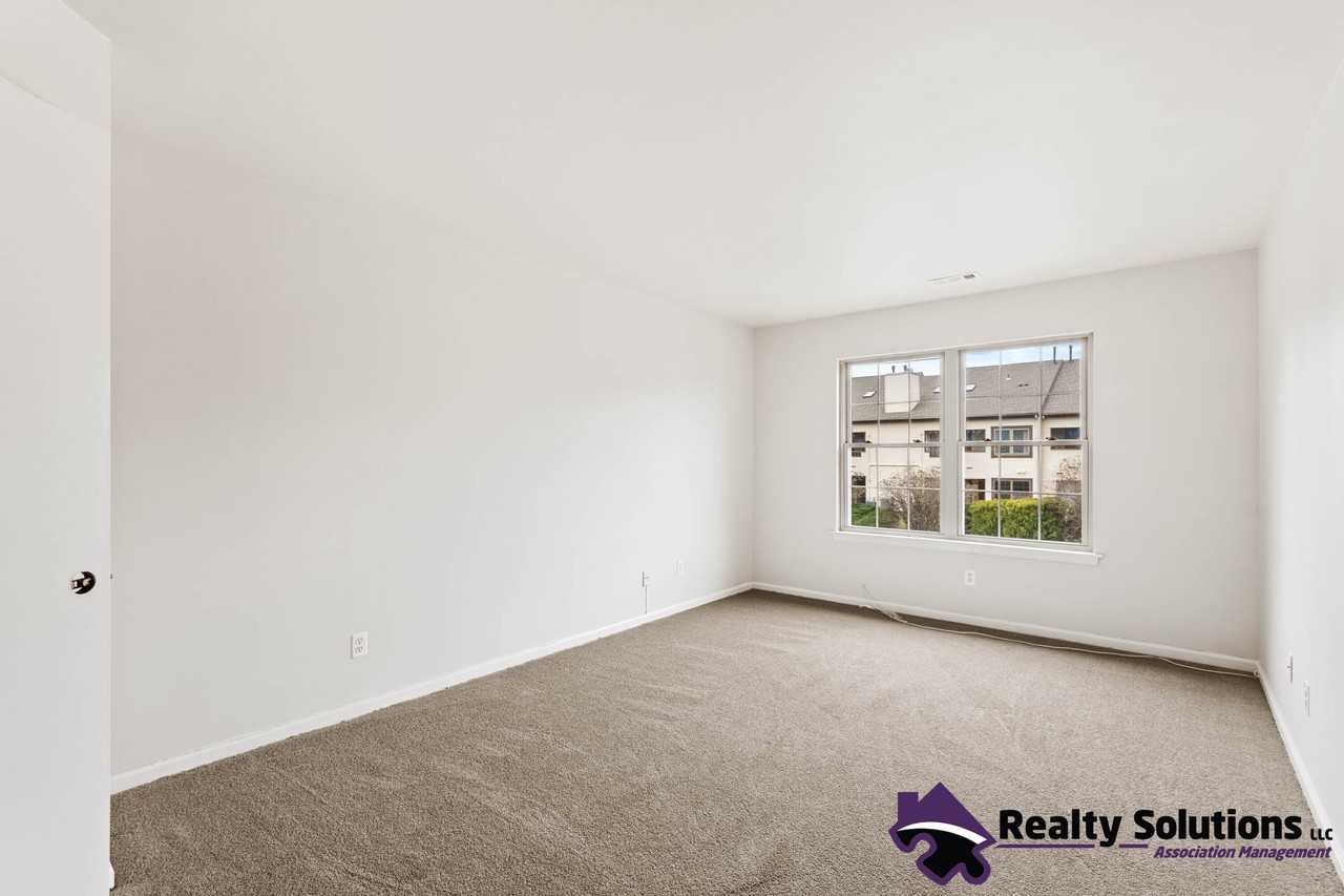 454 Atlanta Ct #1 - Photo 2 of 18