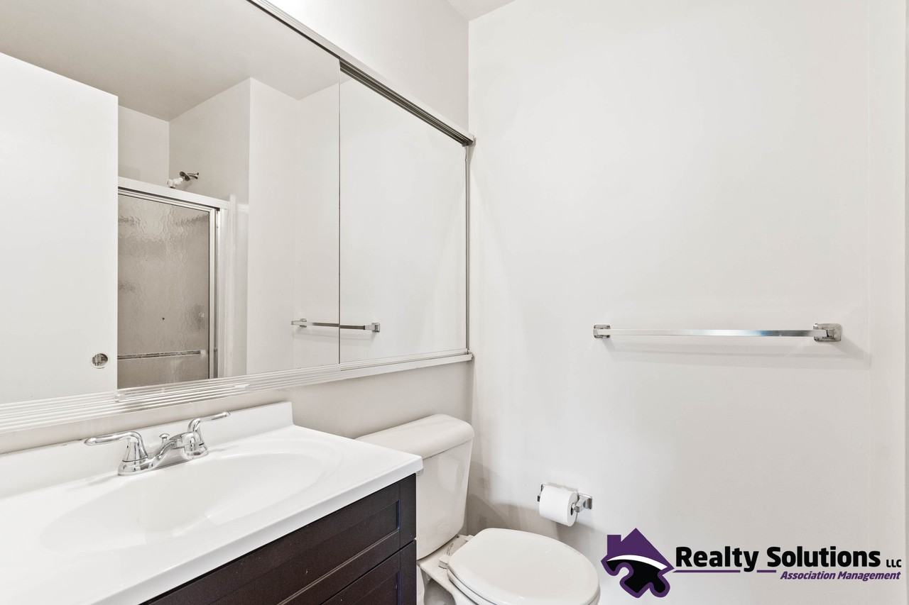 454 Atlanta Ct #1 - Photo 5 of 18