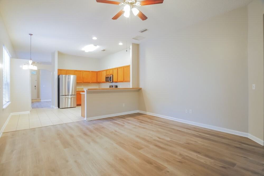 1869 Enterprise Avenue - Photo 5 of 16