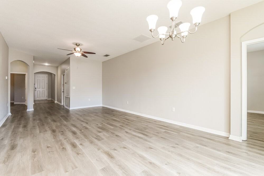 1090 Hermosa Way - Photo 5 of 16