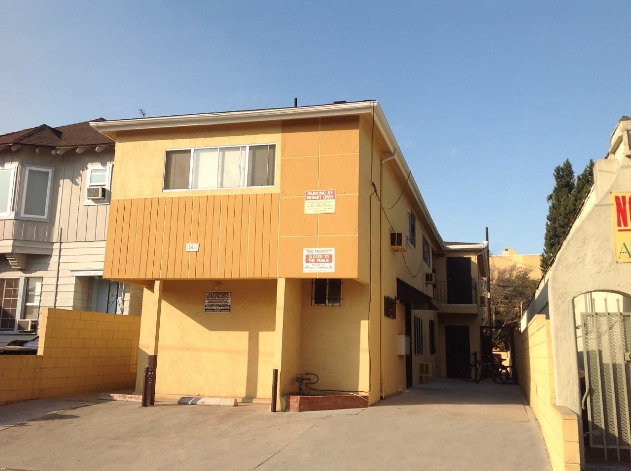 706 W 30th St #02 - Photo 2 of 2