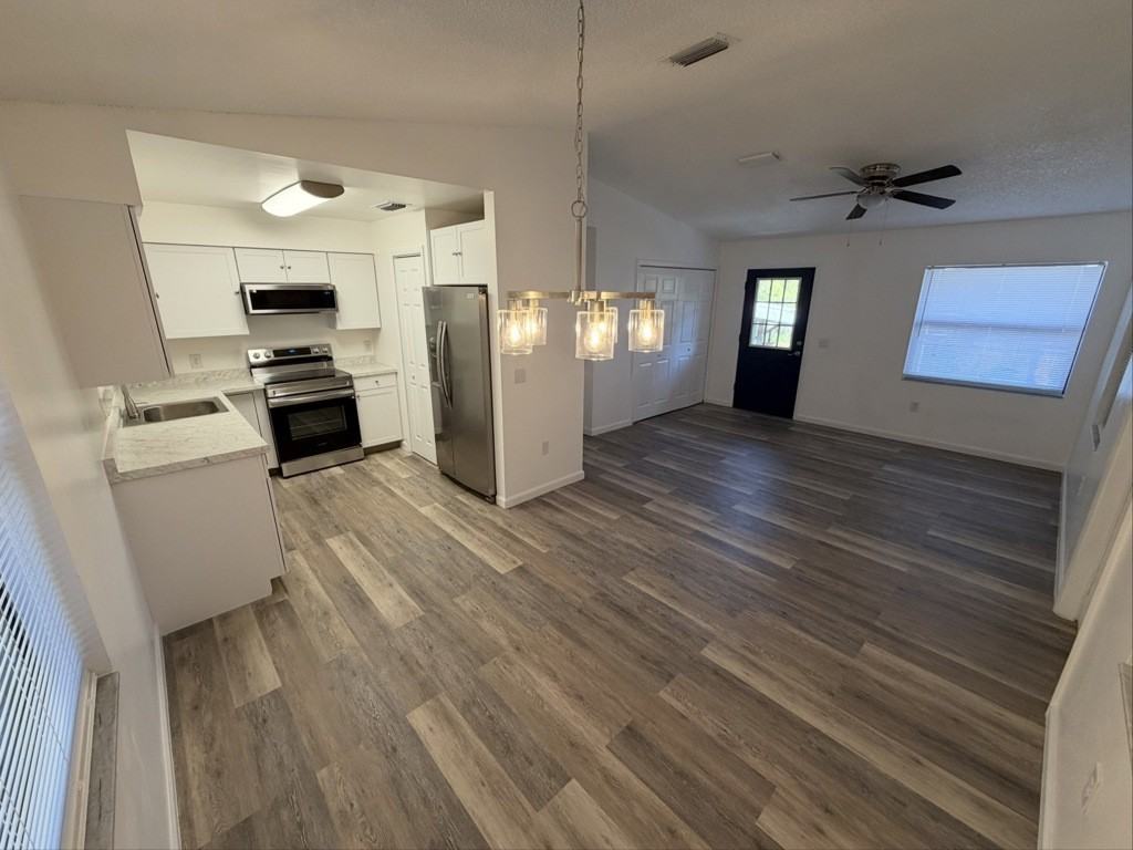 4024 Picciola Road - Photo 3 of 12