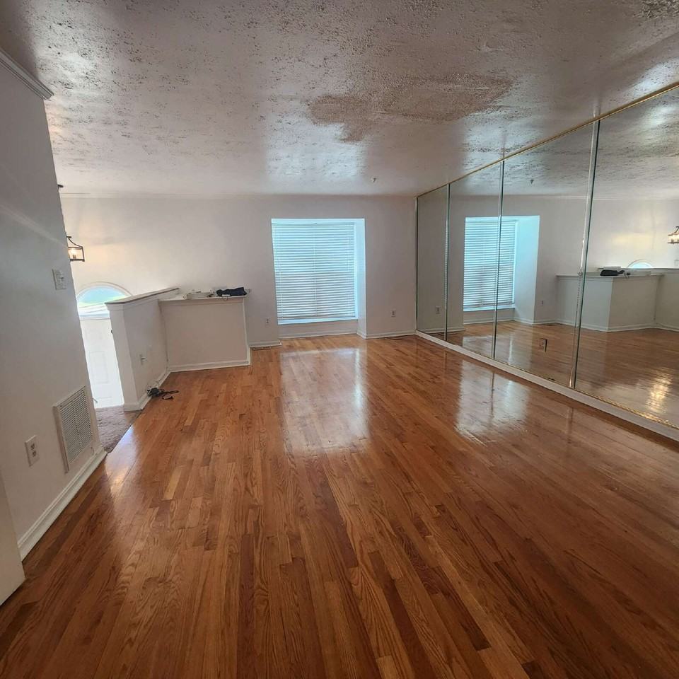 501 Kerby Pkwy - Photo 4 of 15