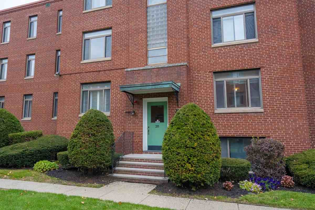 20 Ashland St ##1-R - Photo 3 of 32