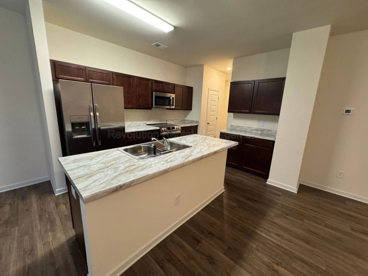 36 Felton Place - Photo 4 of 10