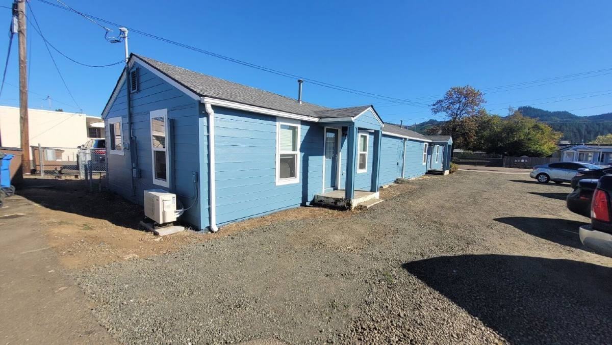 173 E Everett Ave #4 - Photo 2 of 10