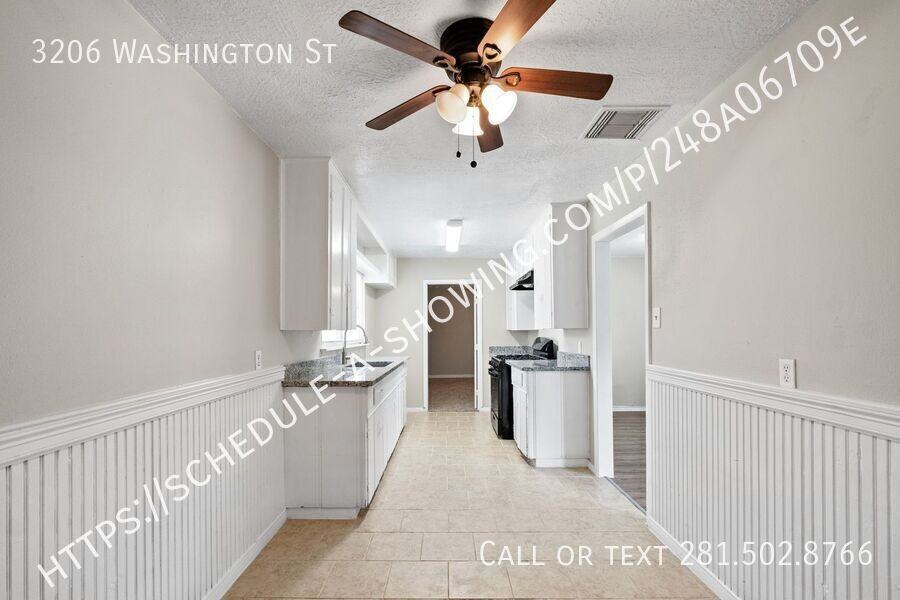 3206 Washington St - Photo 7 of 12