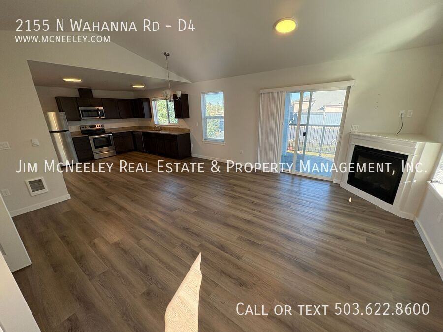 2155 N Wahanna Rd #D4 - Photo 3 of 16