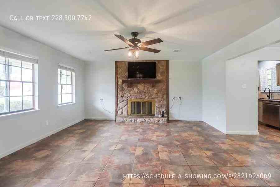 647 Ridge Drive - Photo 2 of 18