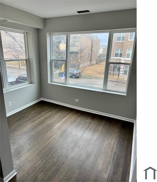 4209 W Jackson Blvd #3 - Photo 3 of 10