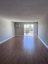 215 N Belmont St #309 - Photo 1 of 1