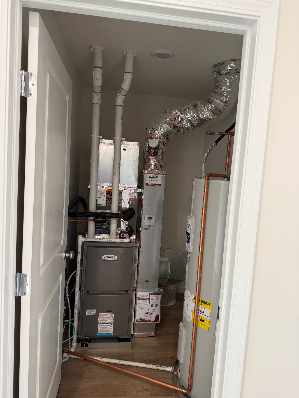 2246 Horseshoe Cir - Photo 2 of 23