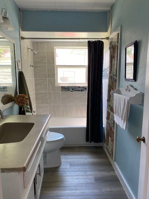 1006 Sw5Th Ave. - Photo 2 of 7