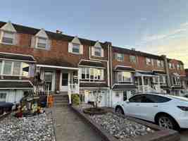 featured image of 12425 Dunks Ferry Rd