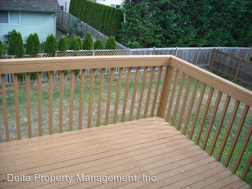 7313 176th Pl NE - Photo 2 of 11