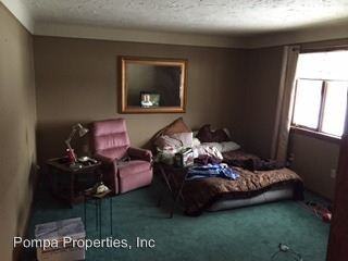 3092 Madeline St - Photo 3 of 10