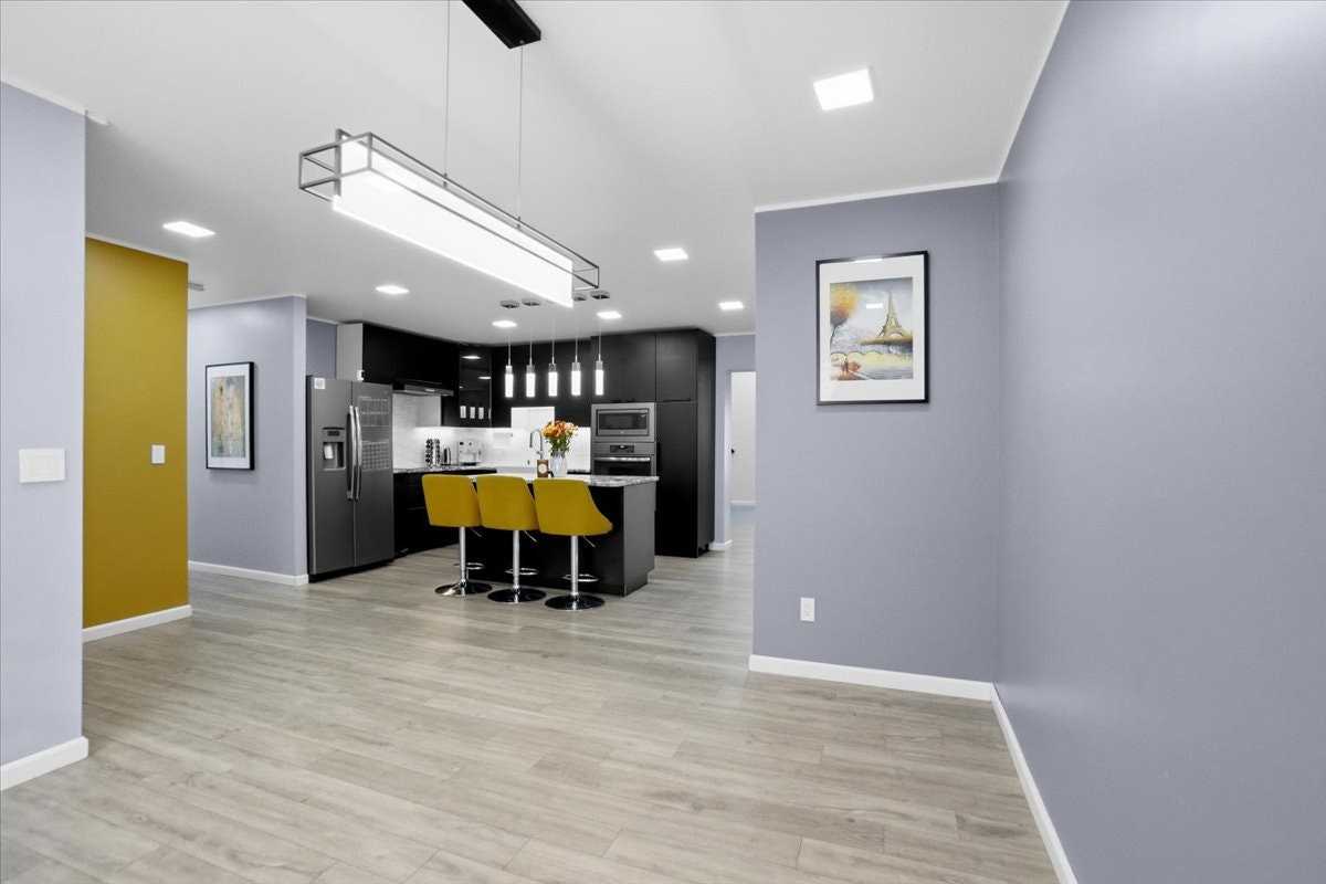 16405 East Layton Avenue - Photo 2 of 29