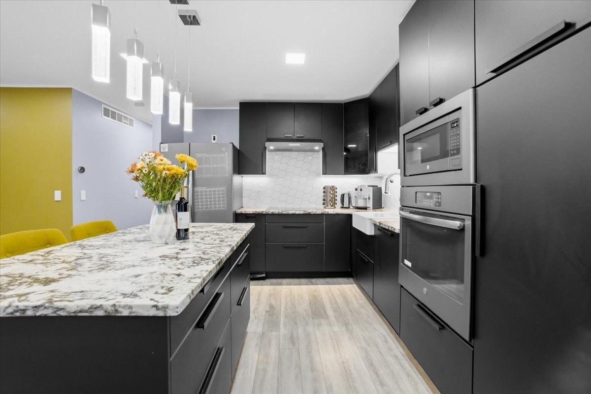 16405 East Layton Avenue - Photo 3 of 29