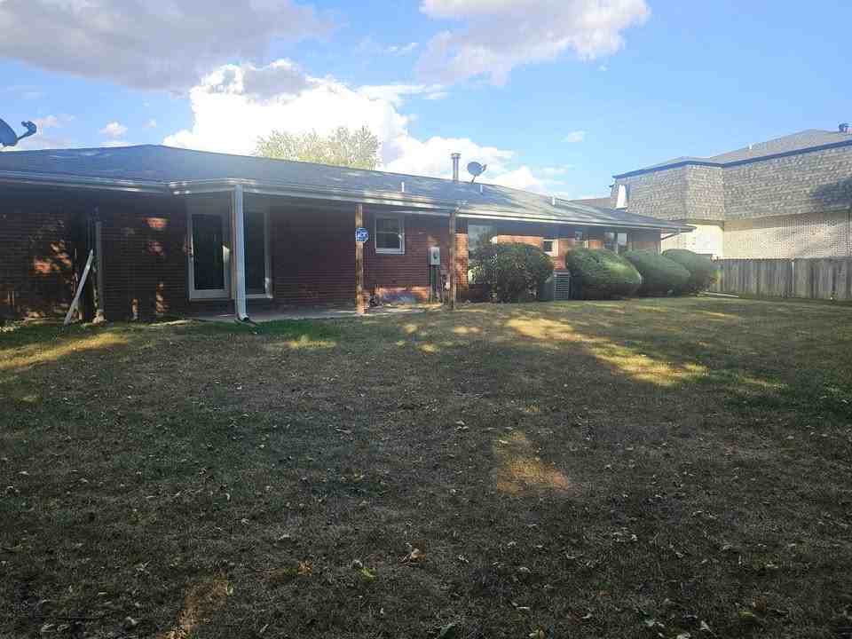 121 South Regency Drive #NA