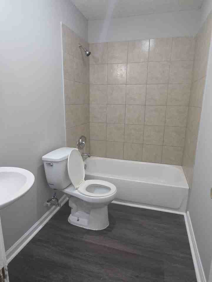 2607 Tupelo St #2607 - Photo 7 of 13