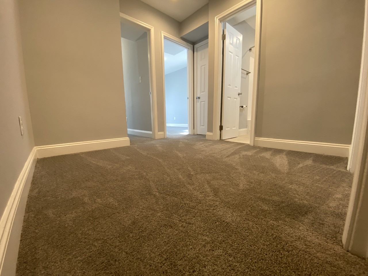 337 54th St Ne #A - Photo 7 of 15