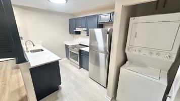 featured image of 8 Driftwood Ct #8