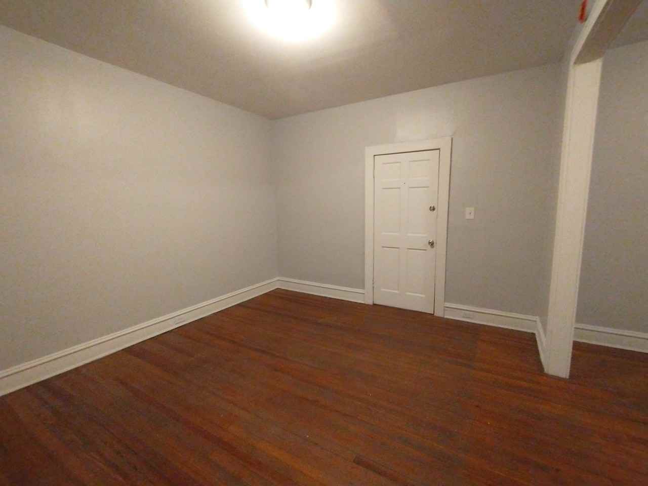 307 Dolphin St #3C - Photo 2 of 14
