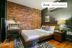 featured image of 941 Columbus Ave #A