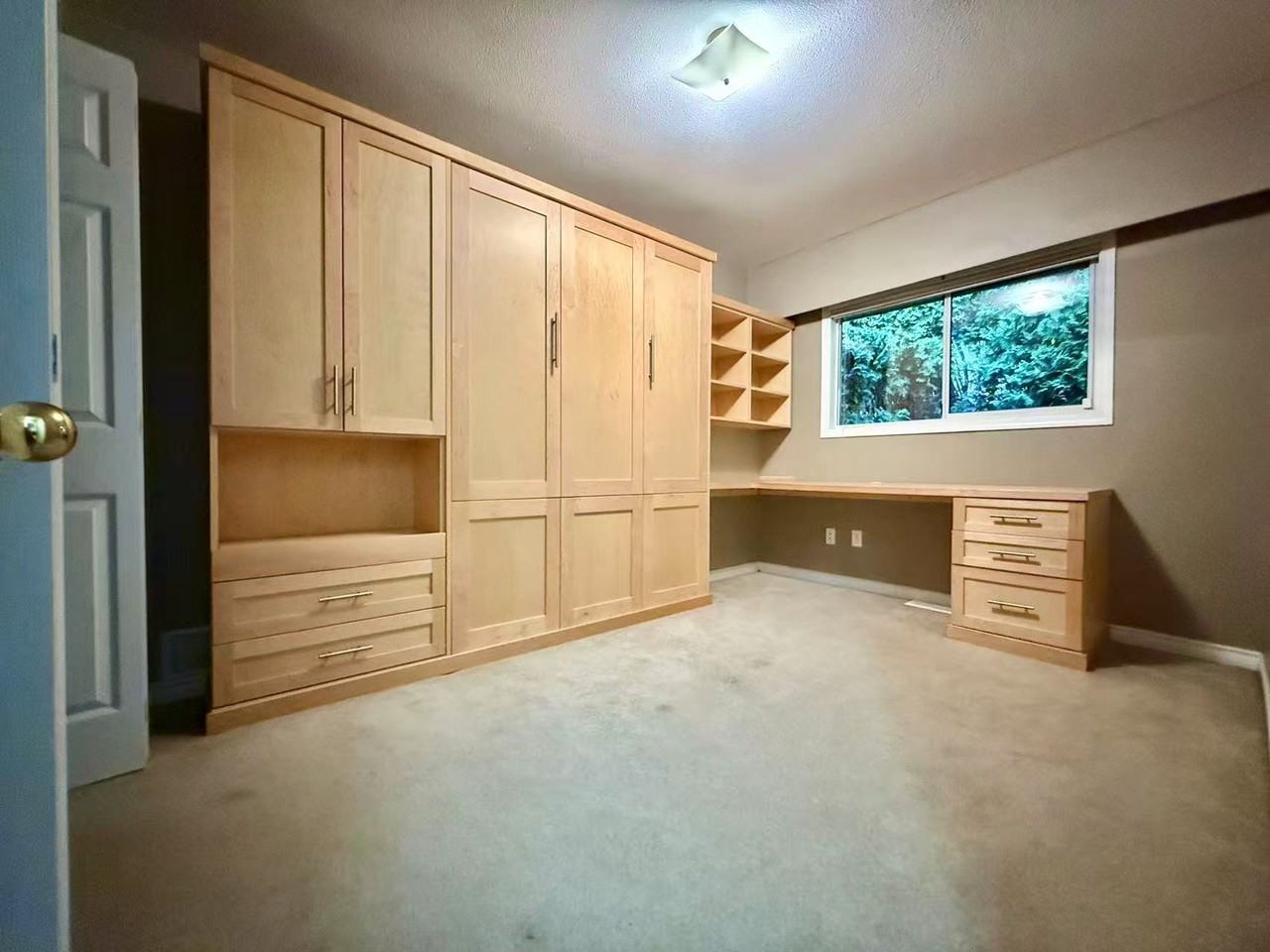 650 Roderick Ave #1 - Photo 2 of 11