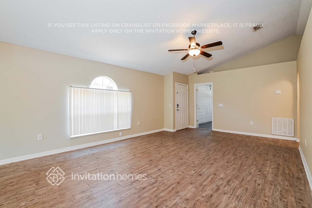 12953 Odyssey Lake Way - Photo 5 of 17