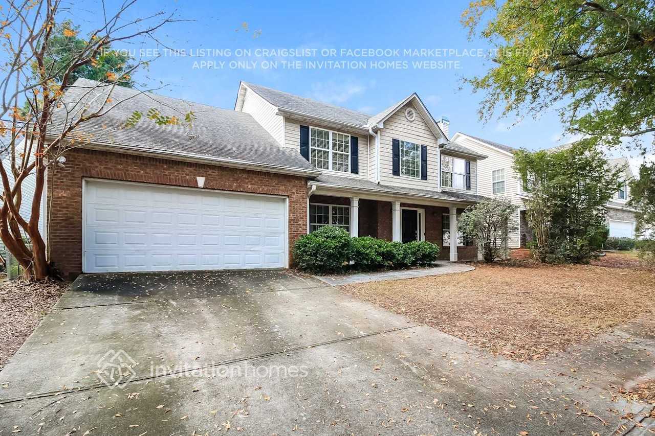 4111 Silver Way - Photo 4 of 18