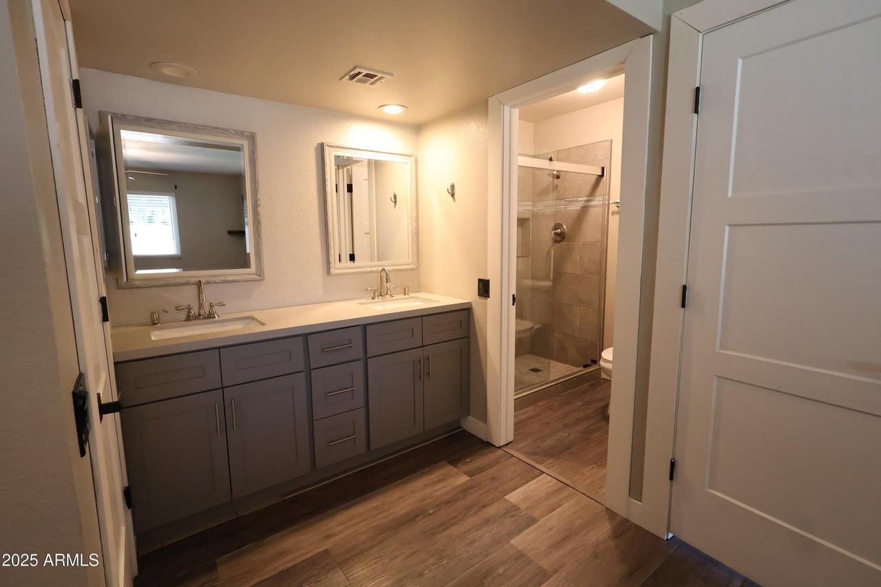 20230 N 32nd Ln - Photo 7 of 19