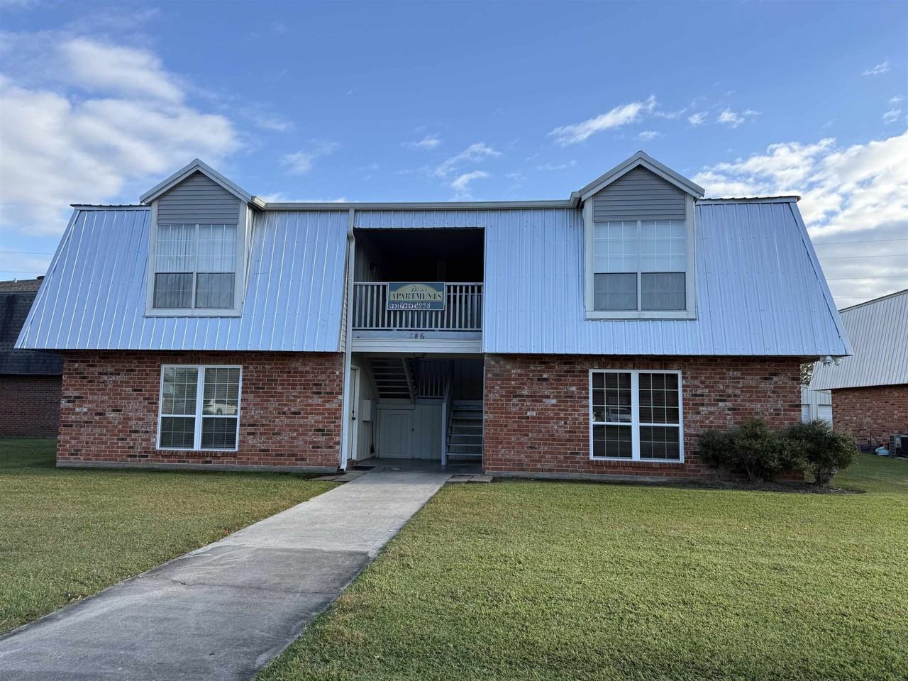 286 Monarch Dr #A - Photo 2 of 22