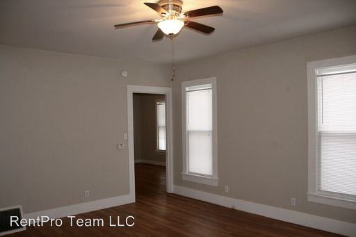 2723 8th Ave - Photo 2 of 8