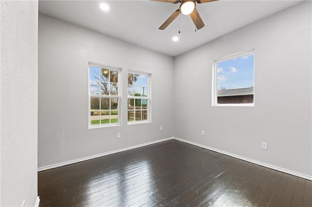 225 E Alice Ave - Photo 6 of 9