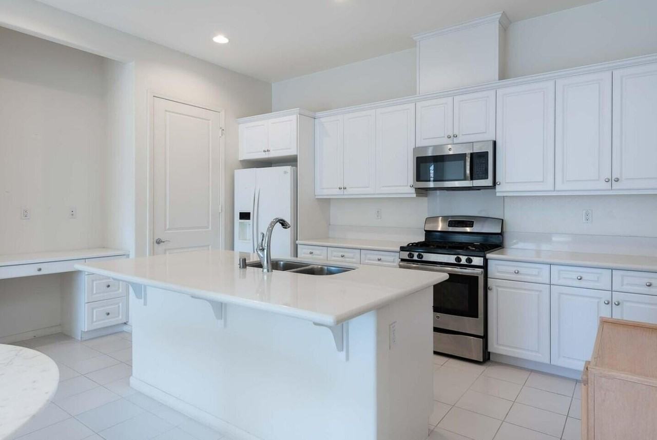 2609 Via Calderia - Photo 6 of 10