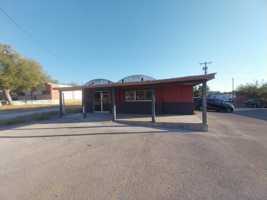 featured image of 1308 E Main St