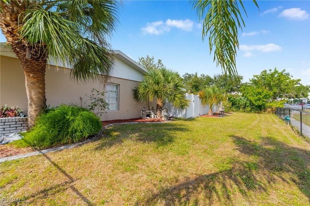 6004 Deming Ave - Photo 5 of 32