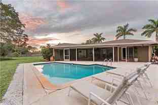 2412 La Salle Ave - Photo 1 of 1