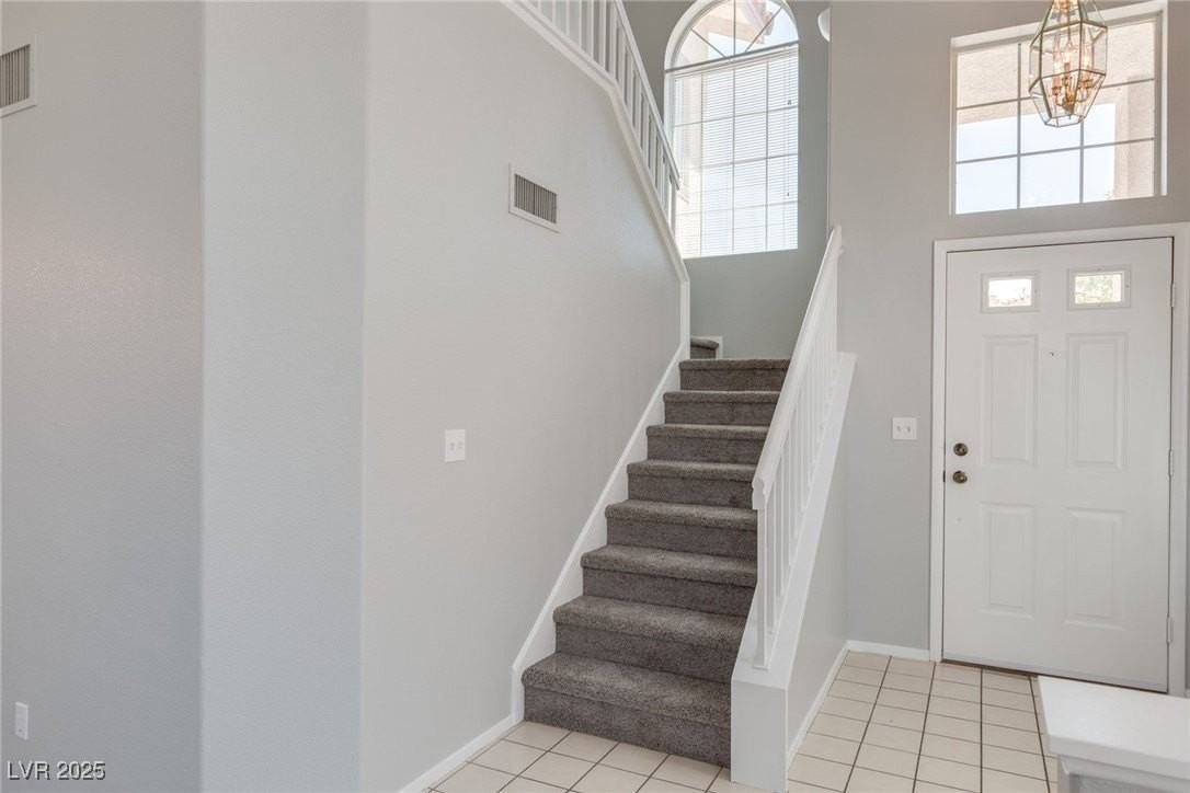 323 Cavalla St - Photo 4 of 37