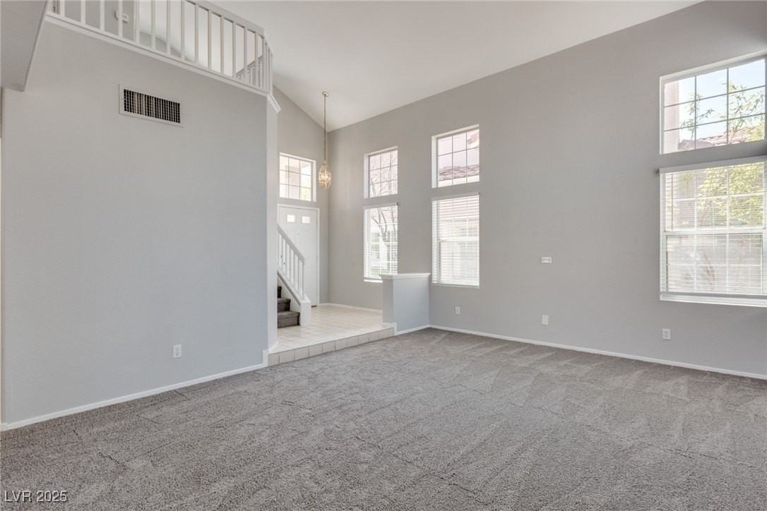 323 Cavalla St - Photo 7 of 37