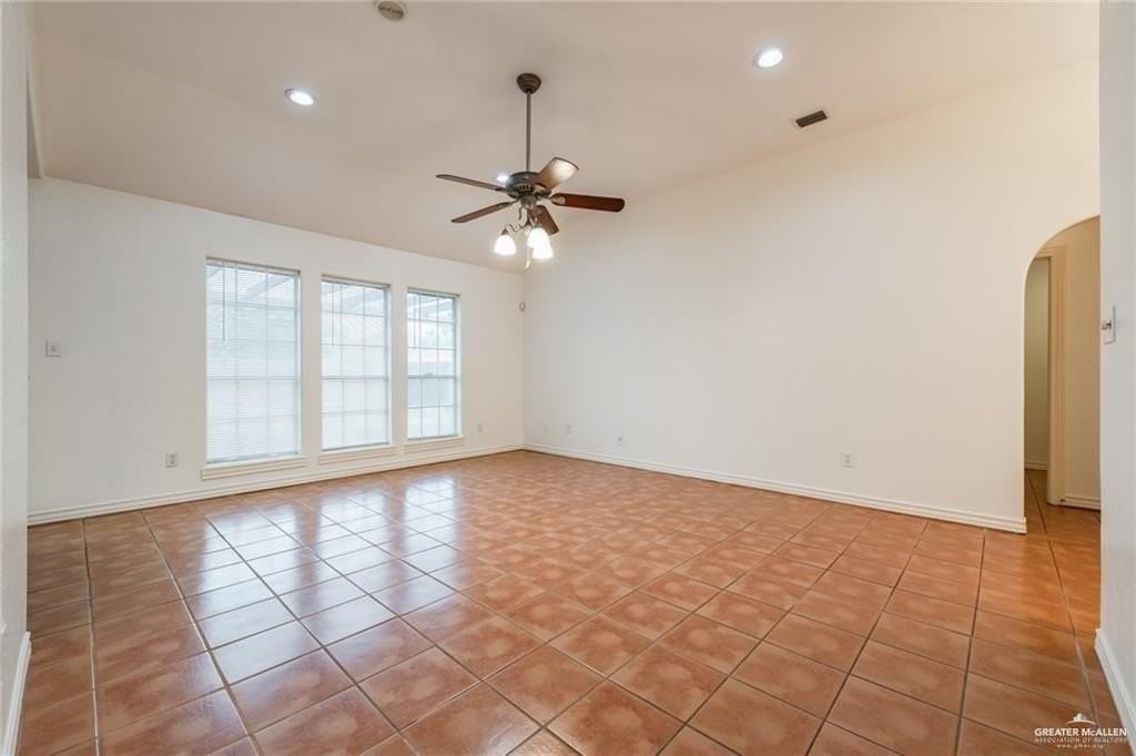 7512 N 30th St - Photo 3 of 18