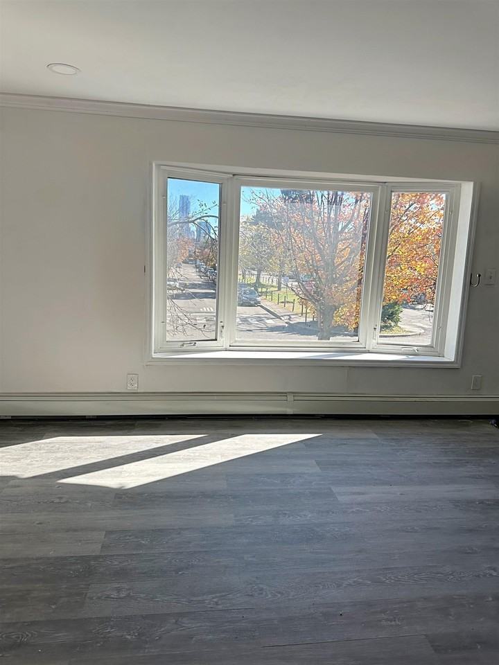 367 Mercer Loop #2 - Photo 4 of 8