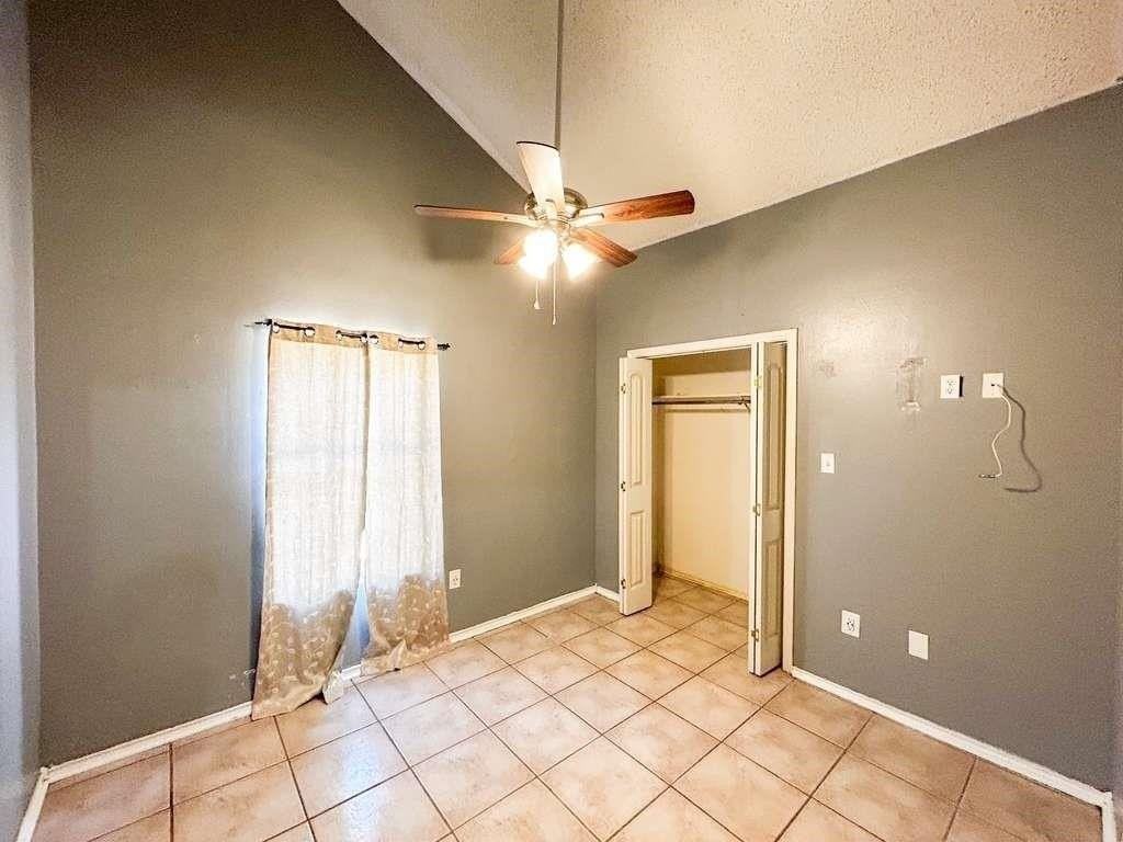 402 Prescott Loop - Photo 5 of 13