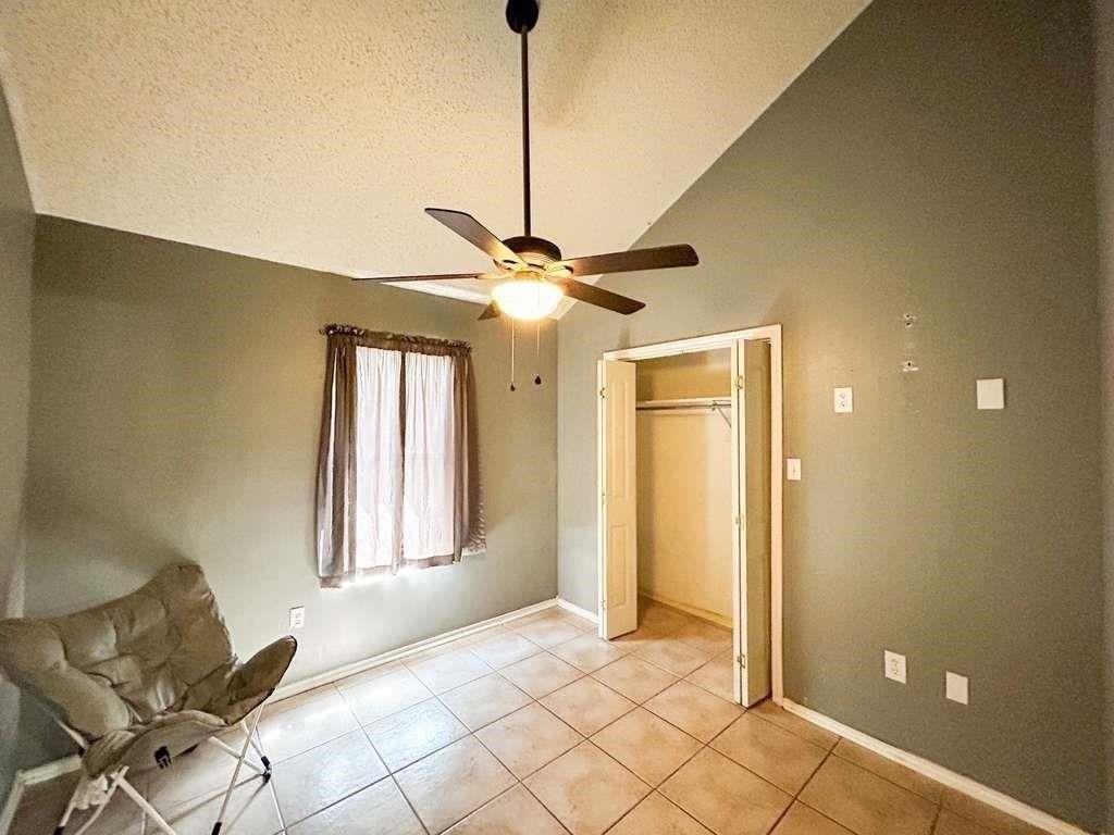 402 Prescott Loop - Photo 7 of 13