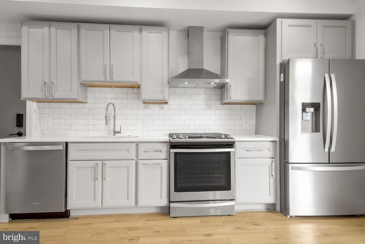 4339 Harrison St Nw - Photo 6 of 14