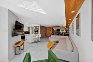 2401 Collins Ave #403 - Photo 1 of 1