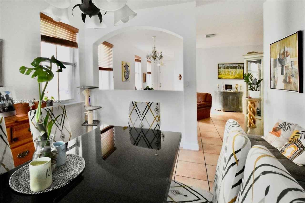 11020 Nw 48th Ter #0 - Photo 7 of 26