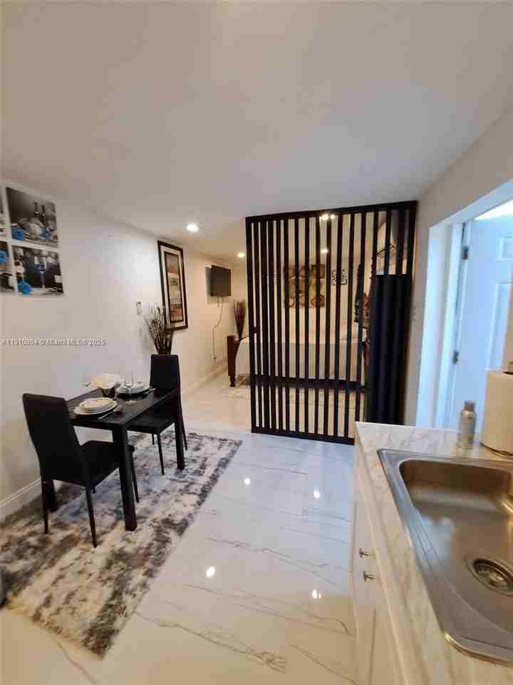 2215 Mayo St - Photo 2 of 14