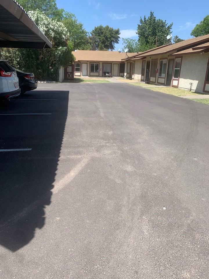 520 West Clark Street - Photo 5 of 14